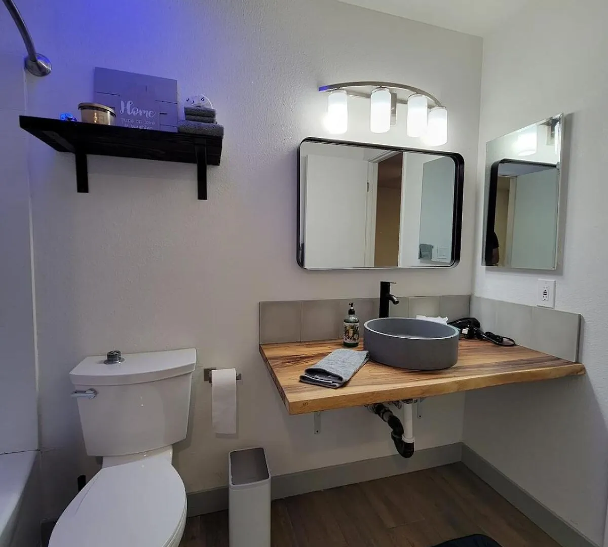 Msg For 5Percent Off 2Bed1Bath Kingqueenbeds Northphx フェニックス 米国